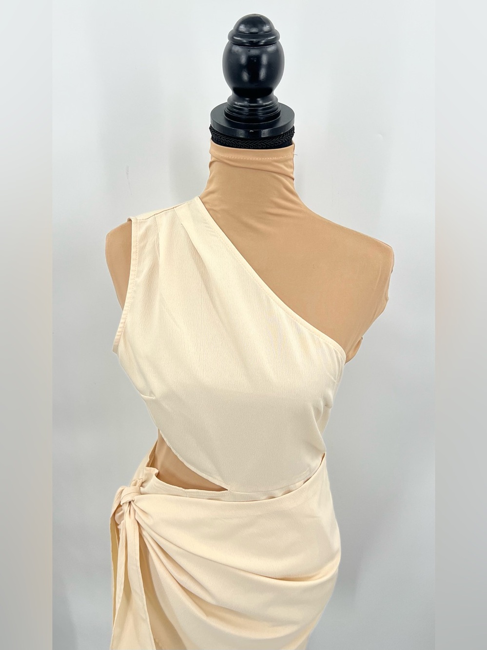 Cream One Shoulder Cutout Tie Waist Mini Dress S Resort Vacation bridal - Picture 9 of 12